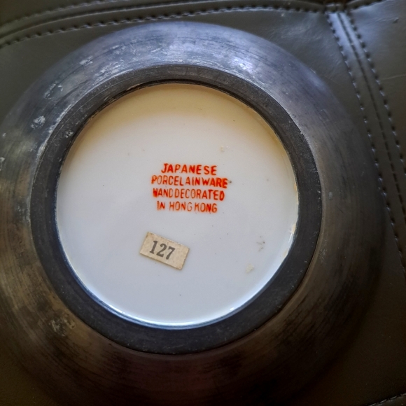 Vtg Japanese Porcelain Ware Hand Decorated in Hong Kong Bowl/Dish - Picture 2 of 3